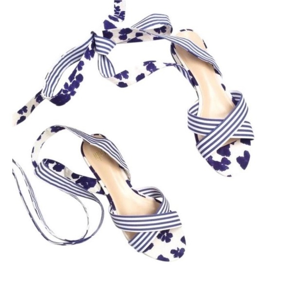 Cabi blue and white strap sandals Sz10 - Picture 1 of 8